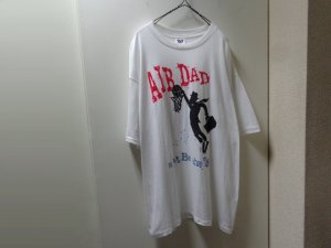 画像1: 90'S AIR DAD PARODY T-SHIRTS（エアダッド パロディ Tシャツ）袖先シングル仕様（XL位）