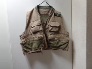 画像1: 90'S ORVIS SHORT LENGTH COTTON × POLYESTER FISHING VEST（オービス ショート丈仕様 コットン × ポリエステル混紡 フィッシングベスト）MADE IN USA（XL）