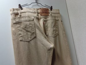 画像9: 90'S Levis 550 RELAXED FIT TAPERED LEG BEIGE DENIM PANTS（リーバイス 550 リラックスフィット & テーパード仕様 先染めベージュデニム パンツ）MADE IN USA（実寸W35 × L30.5）