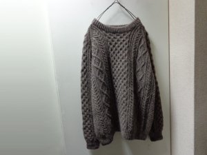 画像1: 90'S John Molloy LOW-GAUGE WOOL ARAN KNIT SWEATER（ジョンモロイ ローゲージウール仕様 アランニット セーター）MADE IN IRELAND（XL位）