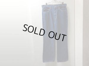 画像1: 90'S Levis 517 BOOTS CUT INDIGO DENIM PANTS（リーバイス 517 ブーツカット仕様 インディゴ デニム パンツ）MADE IN USA（実寸W33.5 × L30）