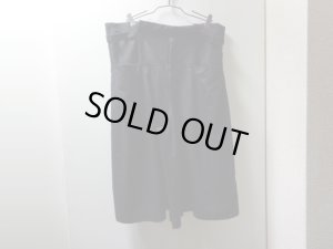 画像1: ISSEY MIYAKE me HAKAMA WIDE COTTON SHORTS（イッセイミヤケ ミー 袴型 ワイド仕様 コットンショーツ）MADE IN JAPAN（実寸W35 × L14）