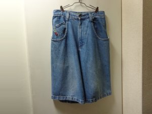画像1: 90'S JNCO LOW DOWN BAGGY INDIGO DENIM SHORTS（ジンコ ロウダウン 土管型 バギー仕様 インディゴデニム ショーツ）MADE IN USA（実寸W33）