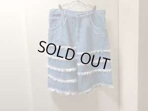 画像1: 00〜90'S LONDON TAXI SWITCHING PATTERN WIDE + HAKAMA INDIGO DENIM SHORTS（ロンドンタクシー 切替し仕様 ワイド + 袴型  インディゴデニム ショーツ）フリンジ装飾付き（実寸W36）