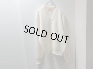 画像1: 60'S Jantzen V-NECK MIDDLE GAUGE MOHAIR KNIT SWEATER（ジャンセン 毛足長め & ミドルゲージ仕様 Vネック モヘア ニット セーター）MADE IN USA(L)　