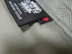 画像9: 07'S ECWCS GEN III LEVEL 7 PRIMALOFT JACKET（2007年製 米軍 GEN III レベル7 プリマロフト ジャケット）DEAD STOCK（M-REG）