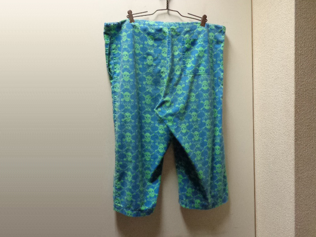 80'S LIFE'S A BEACH SKULL REPEATING PATTERNE CROPPED COTTON PANTS