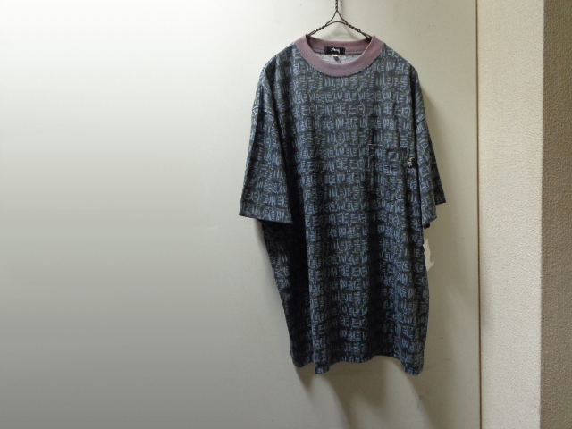 80〜90'S OLD STUSSY REPEATING PATTERNE T-SHIRTS WITH POCKET（USA製