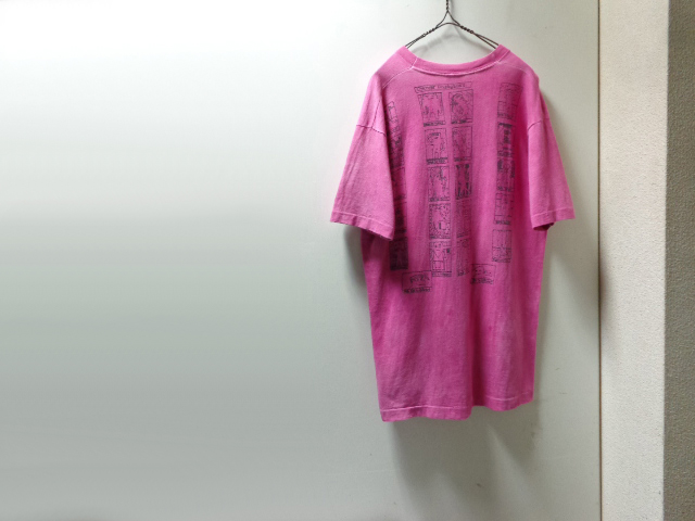 special！80s〜 this girl is different tシャツ