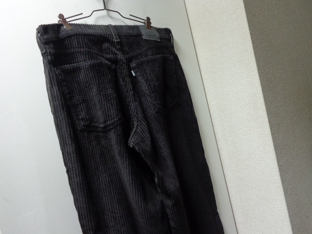 90'S Levis silverTab WIDE CORDUROY BAGGY PANTS（リーバイス シルバータブ 太畝コーデュロイ  バギーパンツ）MADE IN USA（実寸W35．5×L30） - ANAME